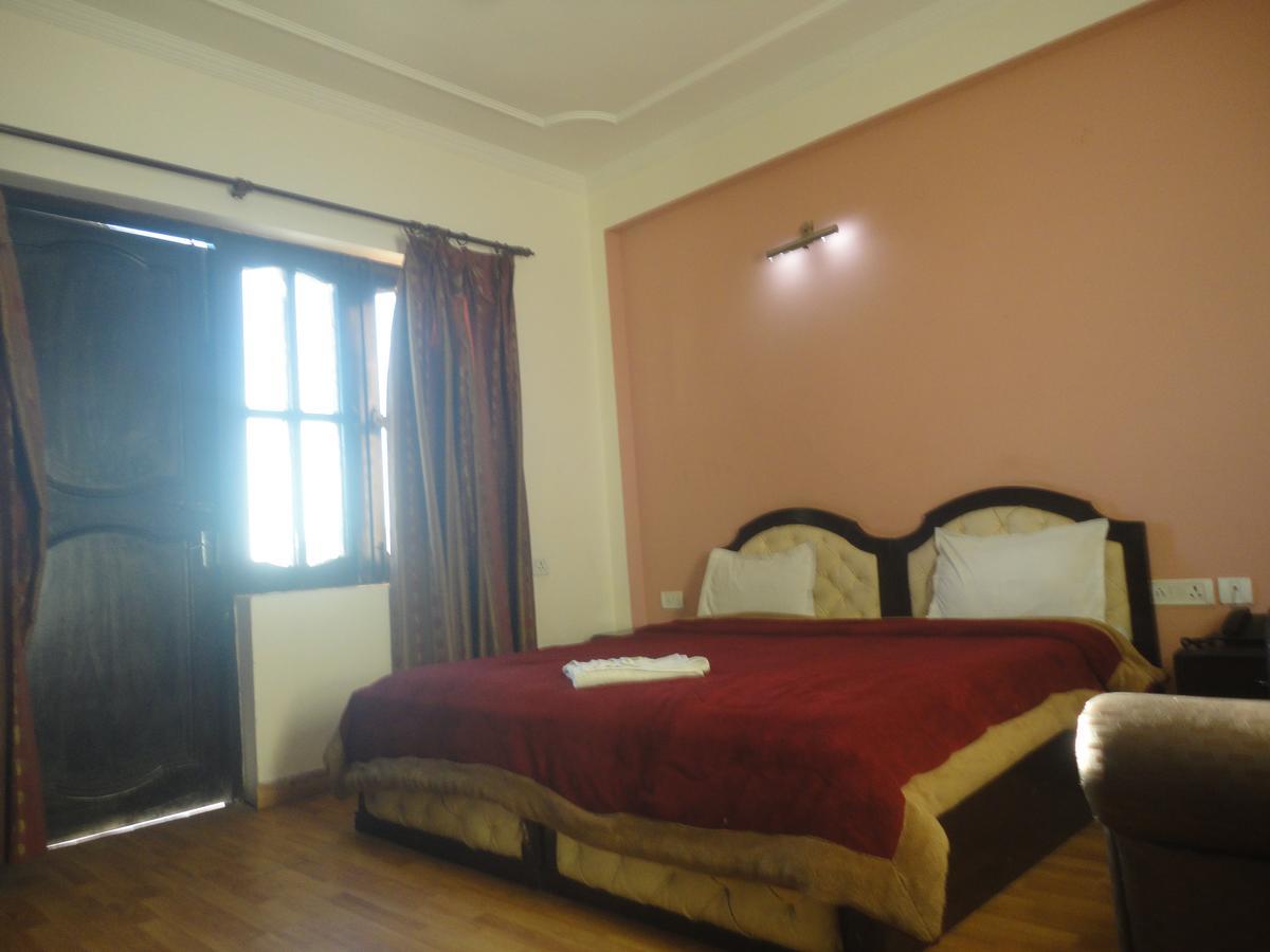 Glen Roy Hotel Mussoorie Exterior photo