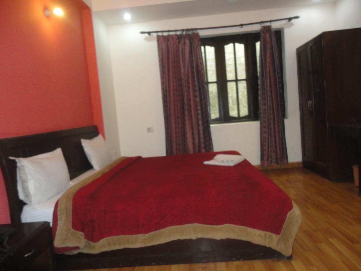 Glen Roy Hotel Mussoorie Exterior photo